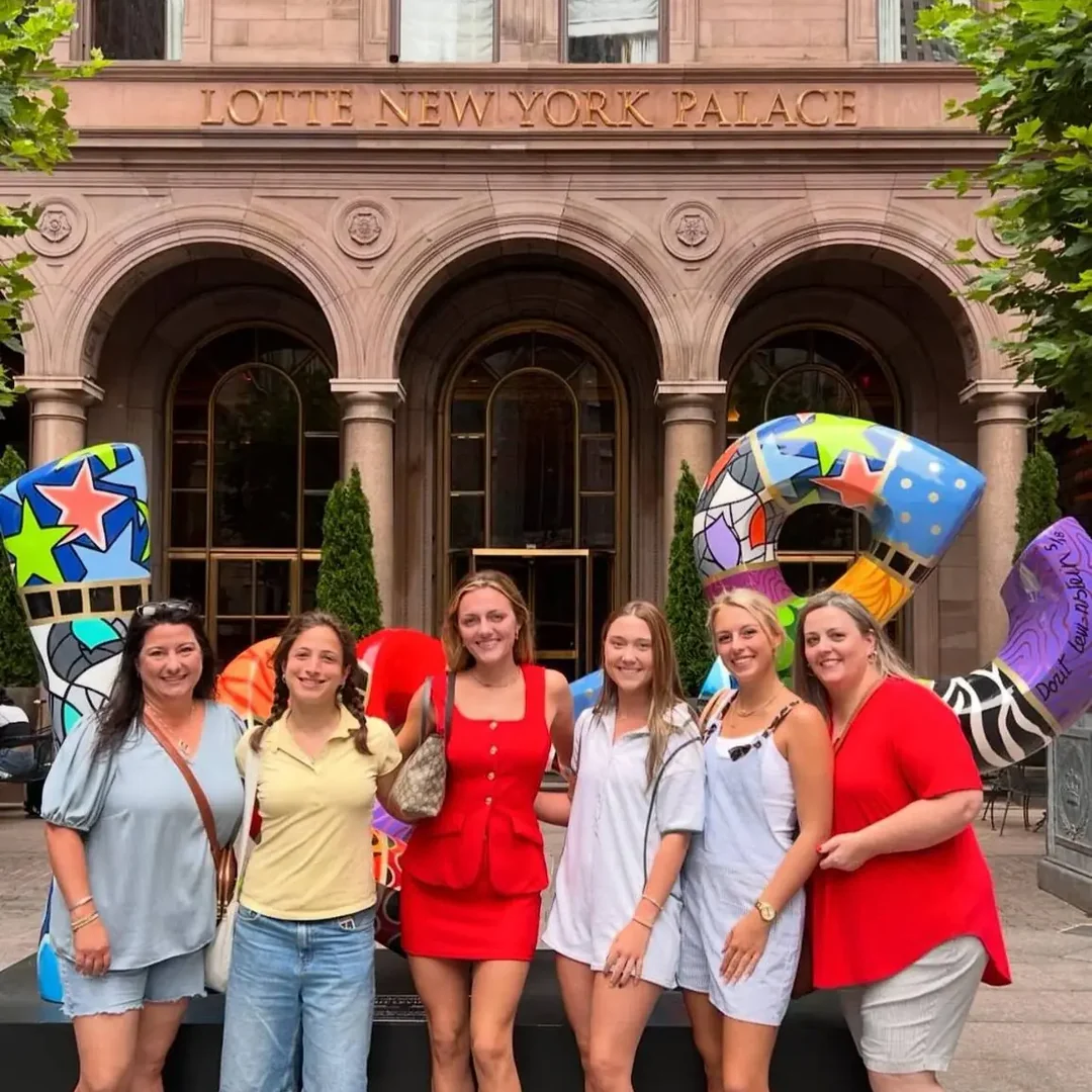 Gossip Girl Tours guests outside Lotte New York Palace on the Upper East Side